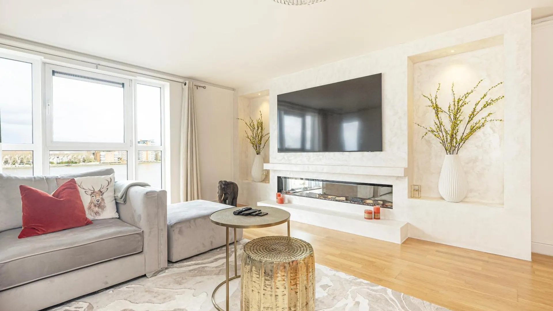 The View Greenwich - Luxury River Thames Apartment London